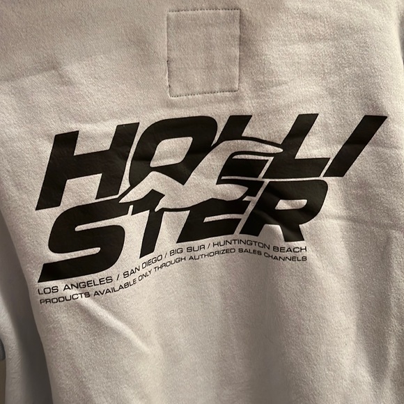 UNISEX Light Blue Hollister Sweatshirt/Hoodie - Picture 3 of 4